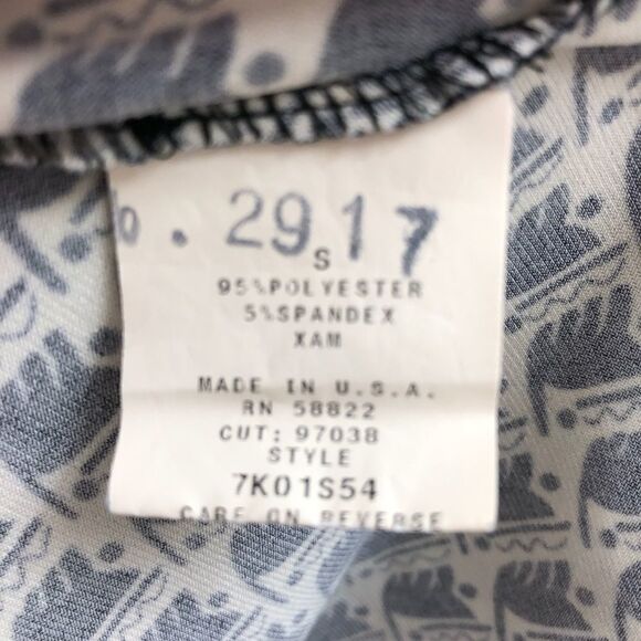 LONG-SLEEVE Wrap Dress Small - Picture 11 of 13